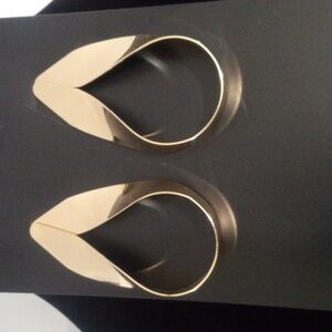ELEGANT GOLD-TONE STATEMENT OPEN TEARDROP PIERCED POST-BACK EARRINGS SET NWT